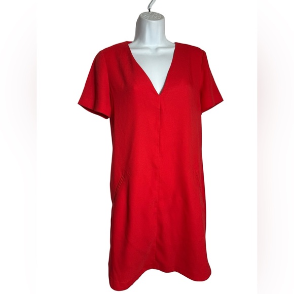 Banana Republic Dress Size 6 Bright Red‎ Glow Curved Hem Shift Dress ❤️❤️ - Picture 2 of 7